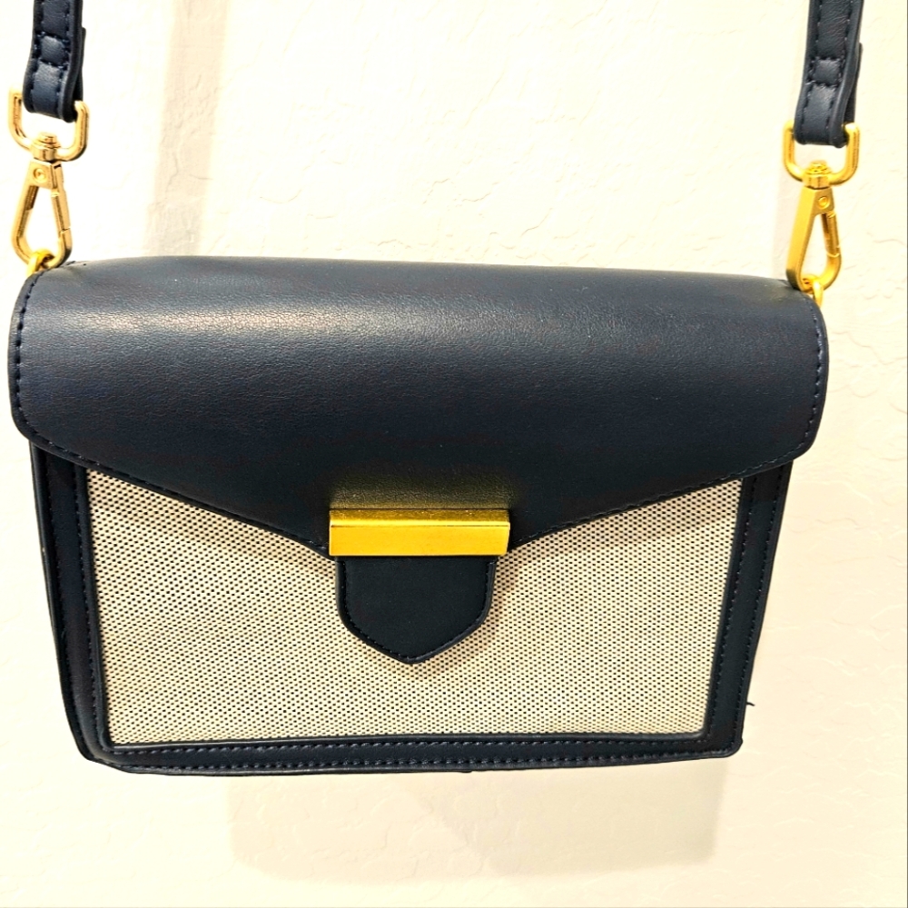 Antik Kraft Blue Crossbody Purse